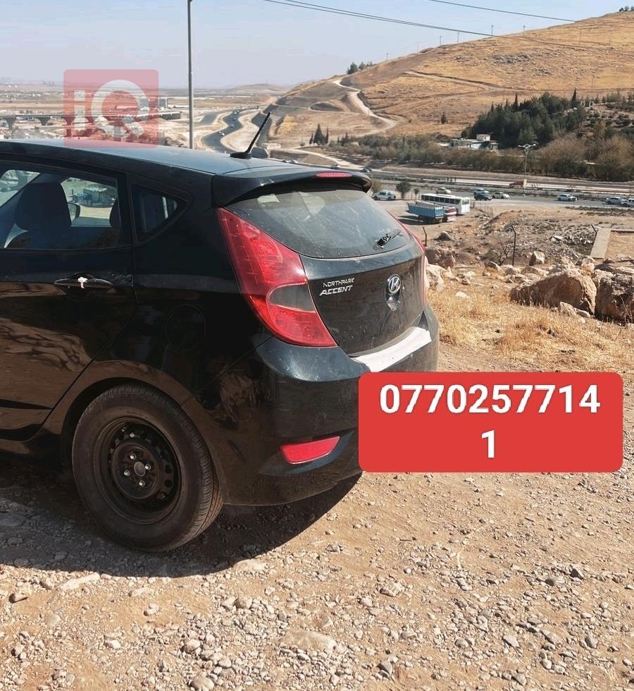 هیوندای ئەکسنت هاچباک